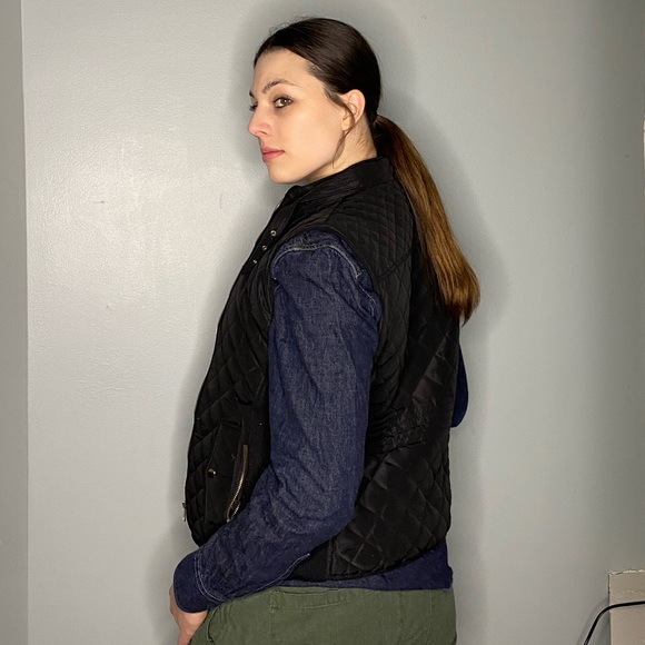 Shine K Black Quilted Vest - Picture 5 of 5